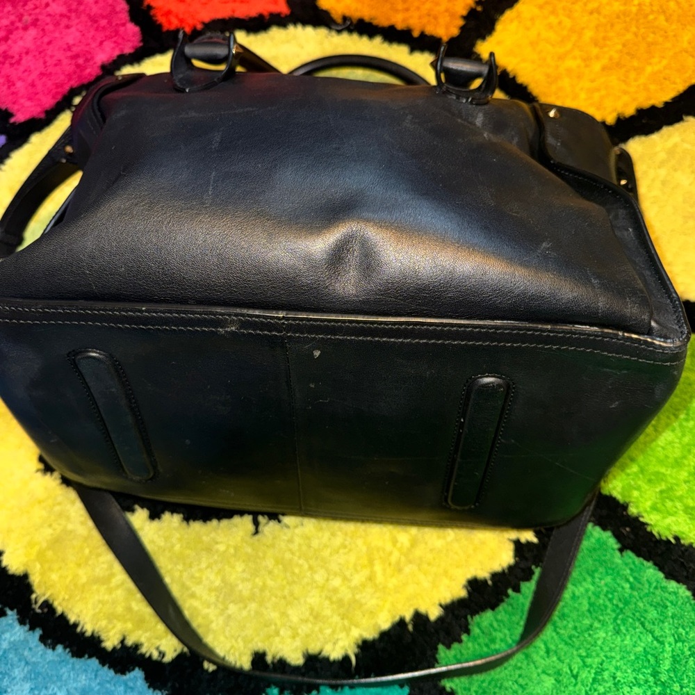 Alexander McQueen Black Leather Tote Bag - Picture 4 of 9